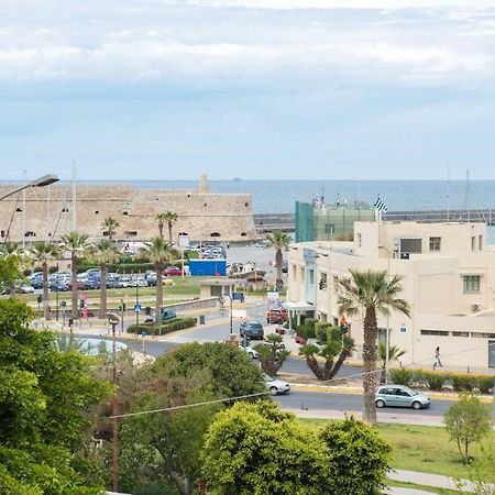 Central Spacious Apt Close To Port-Sites W/View 2 Heraklion  Exterior photo